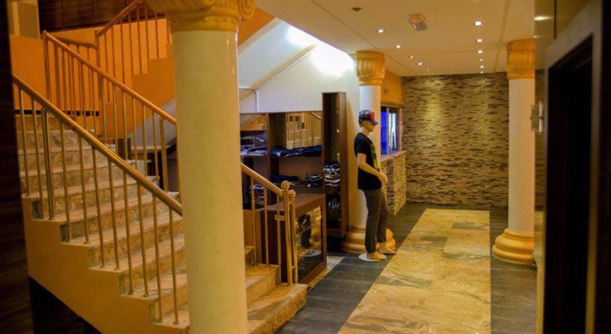 Cubana Suites Mobushipe Bagian luar foto